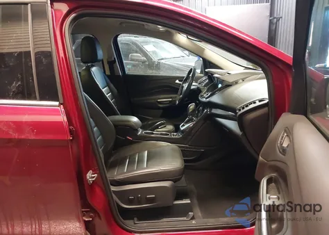 2016 Ford Escape Titanium z USA, uszkodzony, nr VIN 1FMCU9J97GUB78456